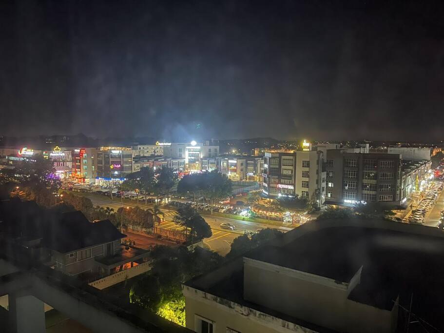 Baojuwu206@studio Austin Heights * Johor Bahru